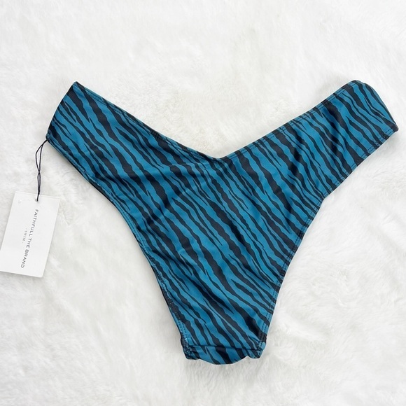 NWT Faithfull the Brand Ida High Cut Bikini Bottoms in Blance Animal Print - Picture 8 of 8